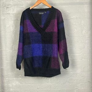 Soft and cozy Paul Harris‎ black and purple plaid mohair  sweater #cozywinter